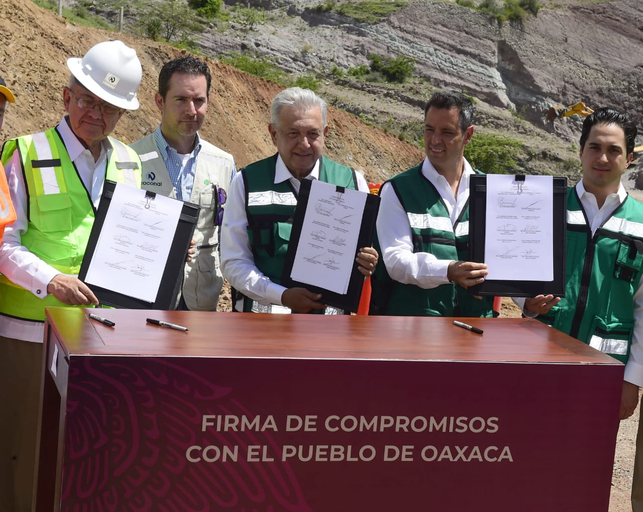 Gobiernos De Oaxaca Y Federal Unen Esfuerzos Para Concluir Autopista